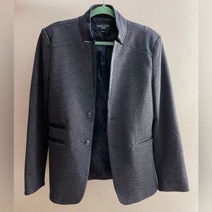 Gray blazer